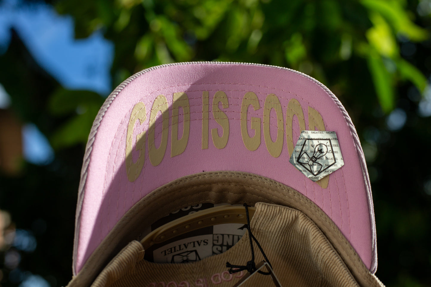 GORRA JESUS ROSA - BEIGE