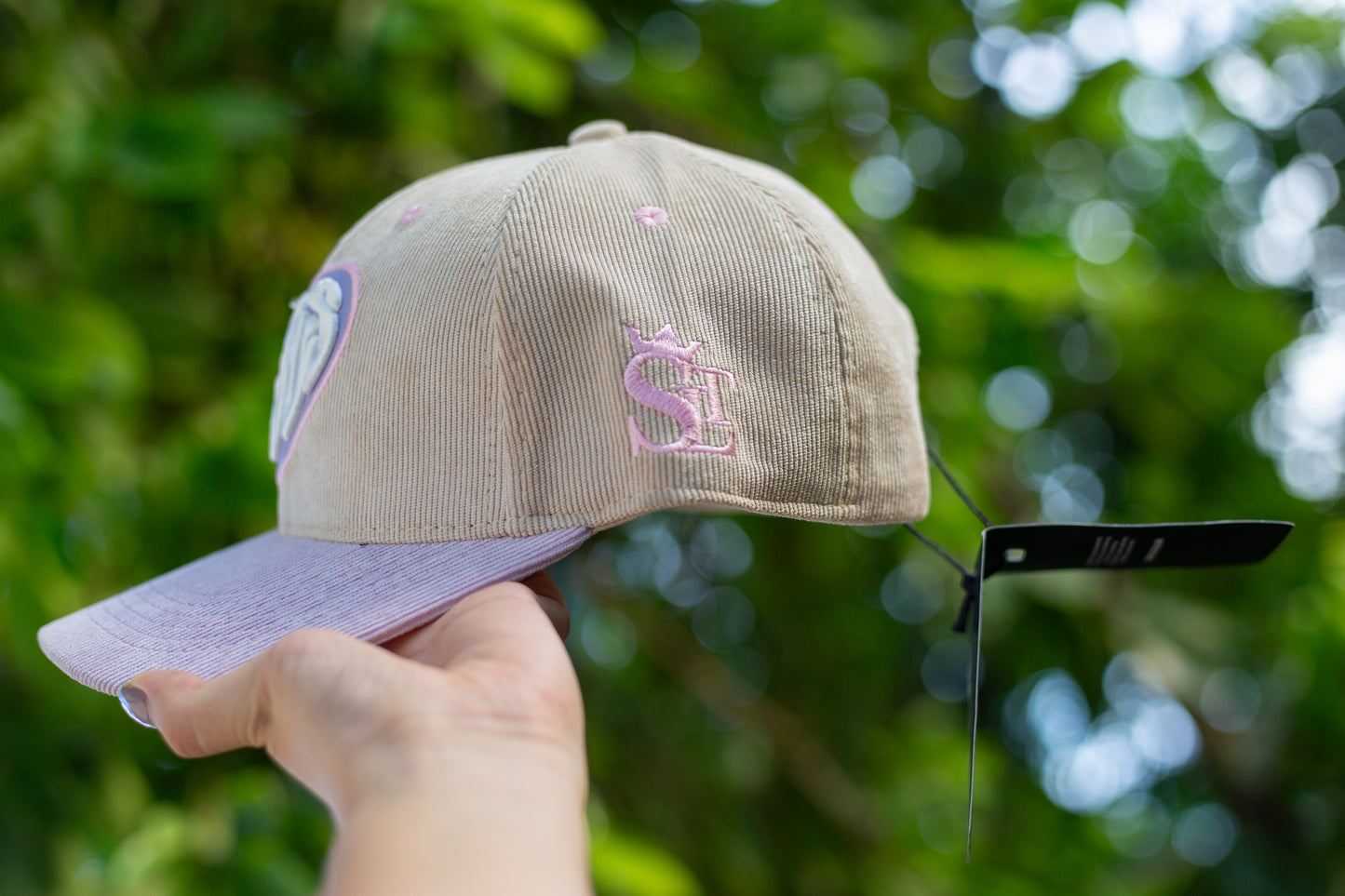 GORRA JESUS ROSA - BEIGE