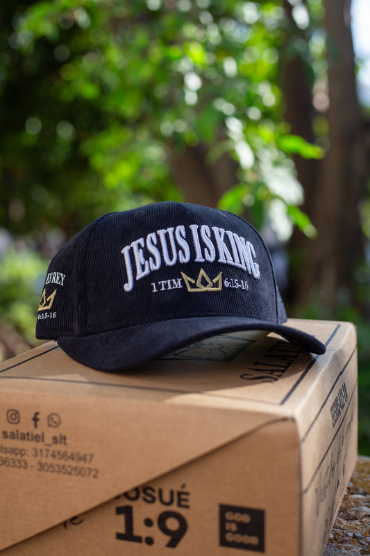 GORRA JESUS IS KING