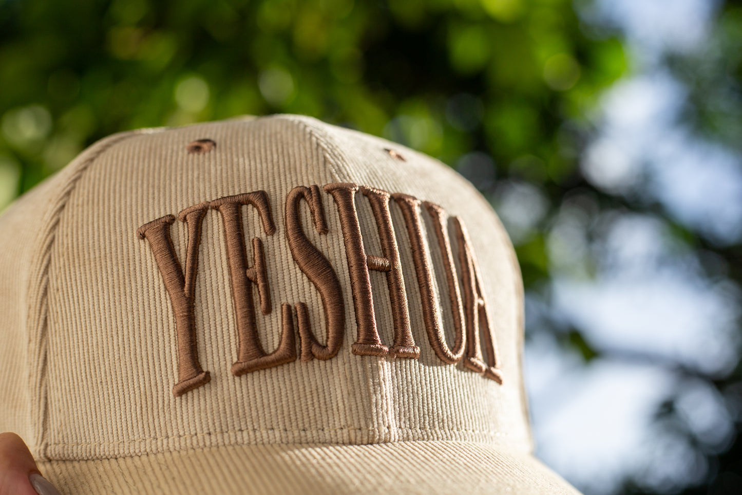 GORRA YESHUA BEIGE